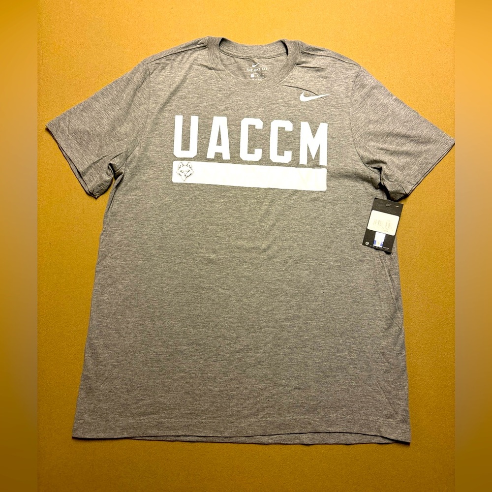 New Mens Nike T-shirt UACCM Timberwolves Large University of Arkansas Morrilton